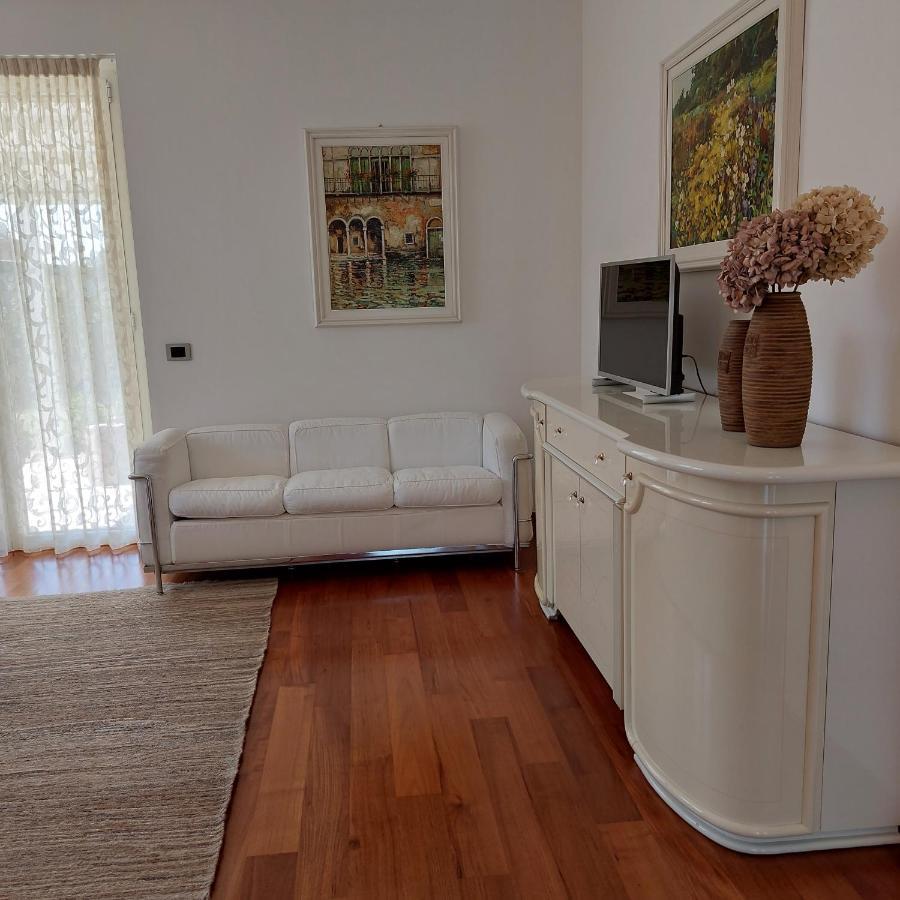Casaro Apartment Albano Sant'alessandro Ngoại thất bức ảnh